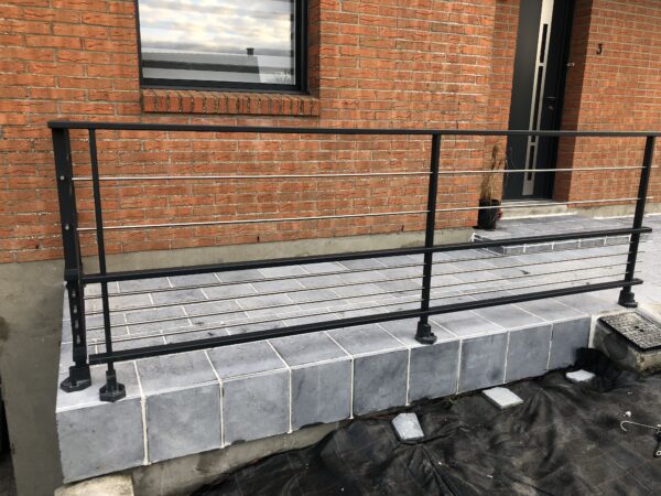 GARDE CORPS ALUMINIUM PERNES